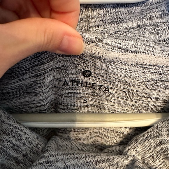 Athleta sweatshirt in gray size small - Picture 2 of 5